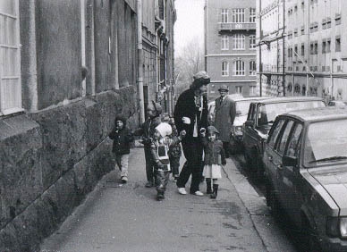 824834.jpg (29 kB)